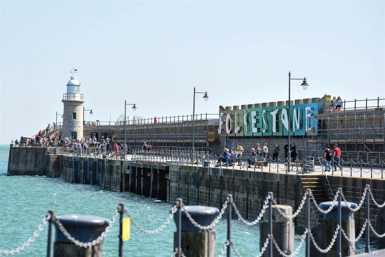Ferienwohnung Wonderful West End - Parking Inc Folkestone Exterior foto