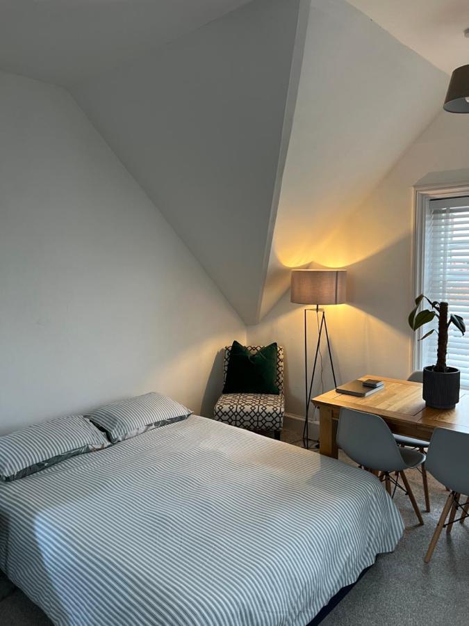 Ferienwohnung Wonderful West End - Parking Inc Folkestone Exterior foto
